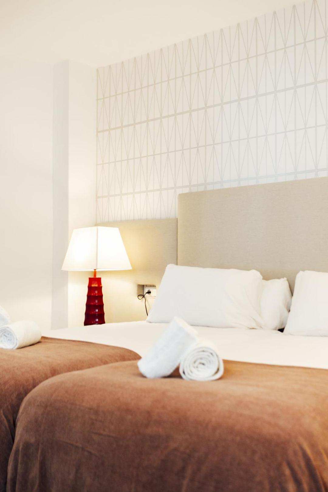 Minty Stay 3Bd Apartment - Triana Sevilha Exterior foto