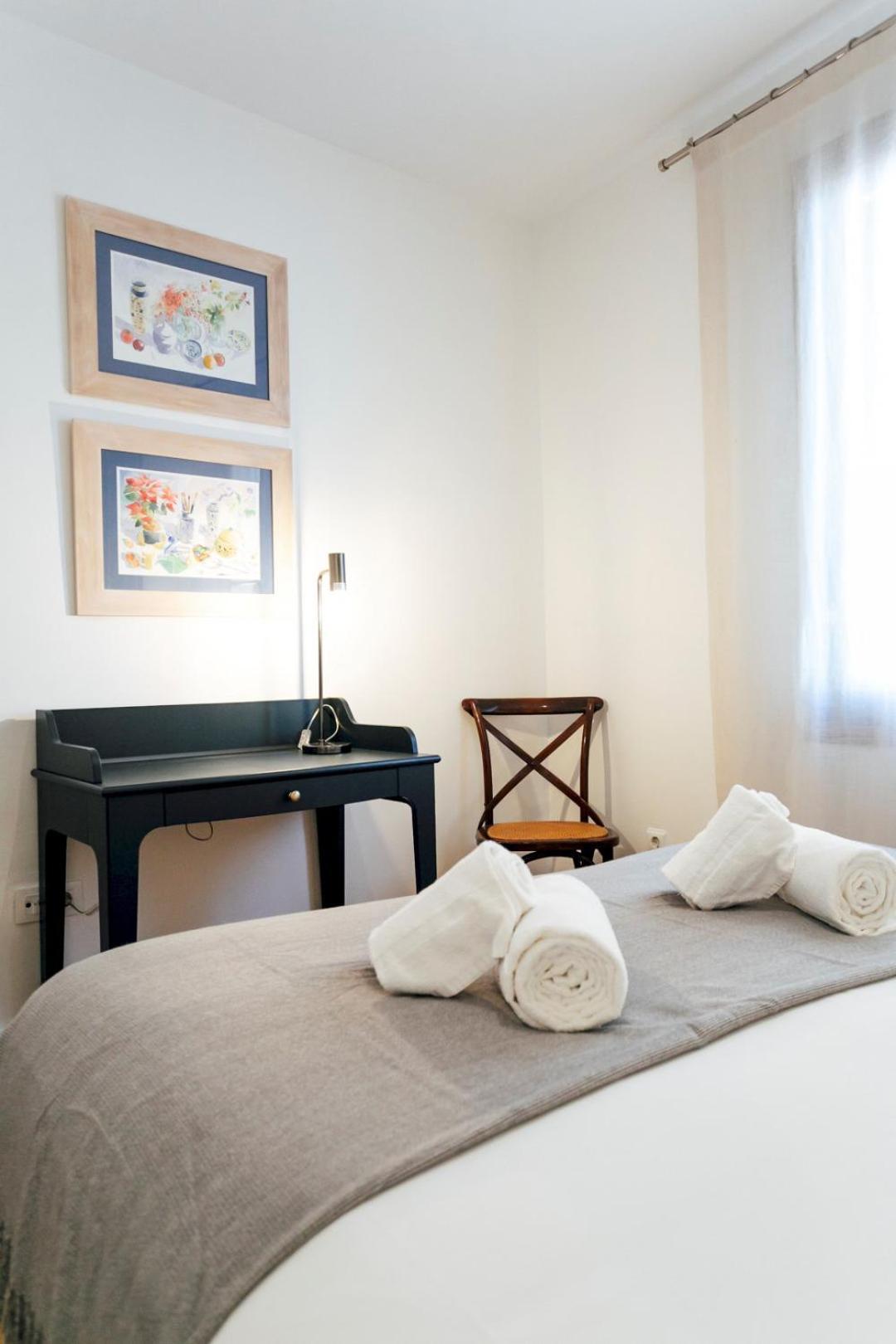 Minty Stay 3Bd Apartment - Triana Sevilha Exterior foto